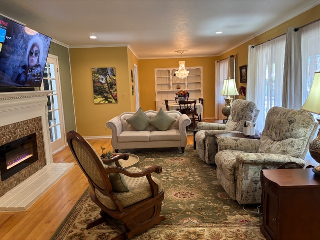 Building Photo - 11724 Alta Vista Ave