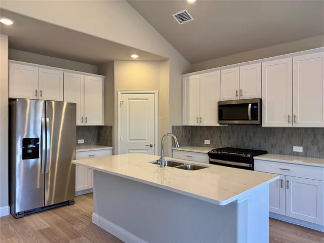 Photo - 685 Briar Dr