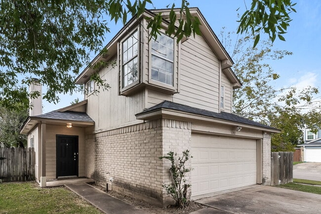 Photo - 16202 Samoa Way