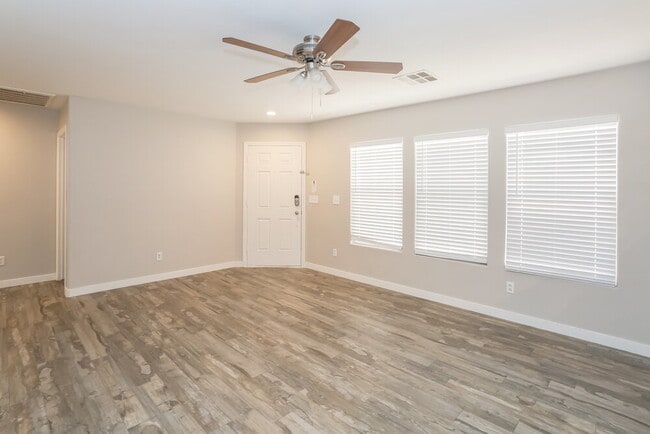 Photo - 5036 Ironhorse Ranch Ave