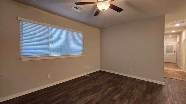 Photo - 9773 Grosbeak Ln