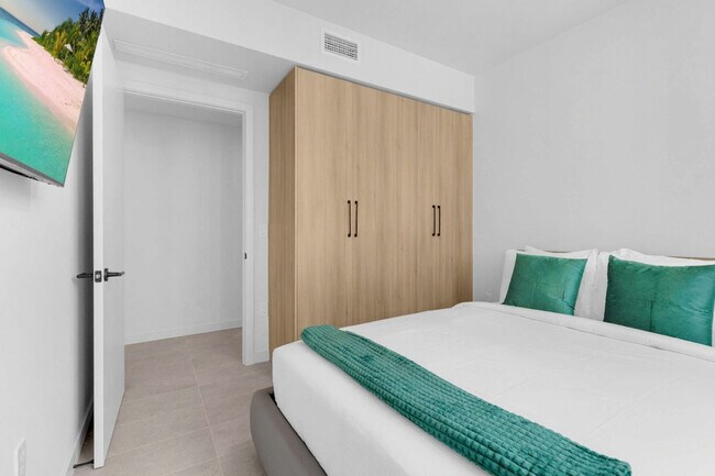 Photo - 501 NE 1st Ave Unidad SI ID1501422P