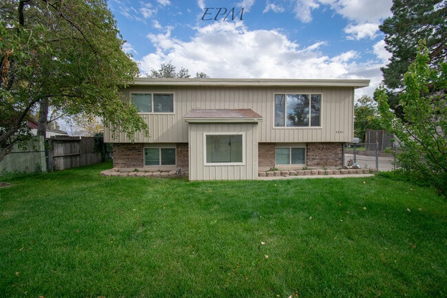 Building Photo - 4881 4015 W