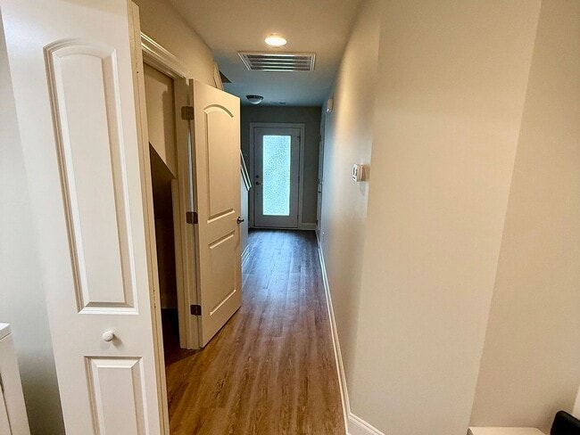 Photo - Modern 3 Bed/3 Bath End Unit Townhome - Close to Everything - GREAT PRICE!