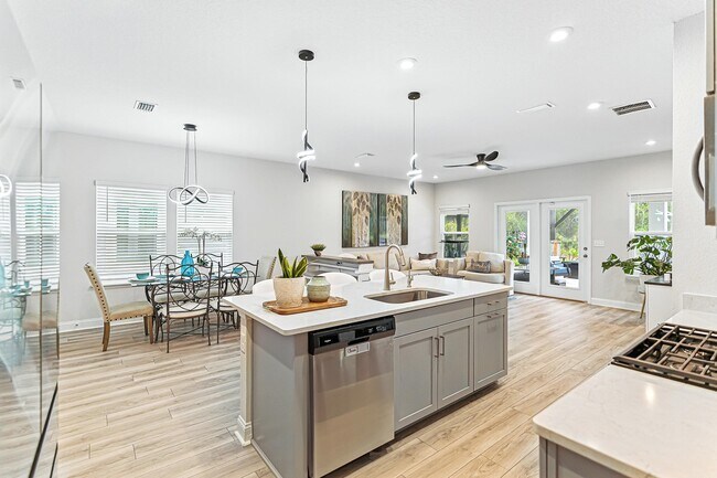 Photo - 105 Meadow Creek Dr