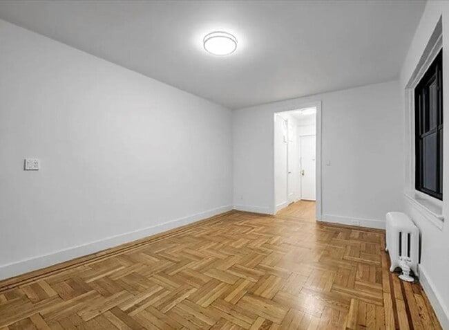 Photo - 402 Bay Ridge Pkwy