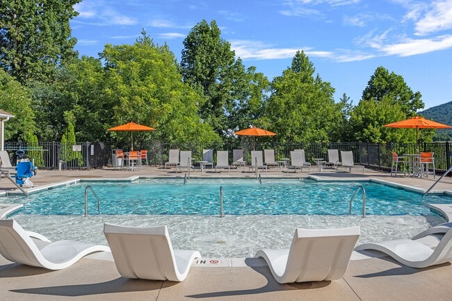 Photo - Mountain View