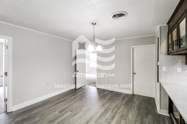 Photo - 2224 Harding Rd