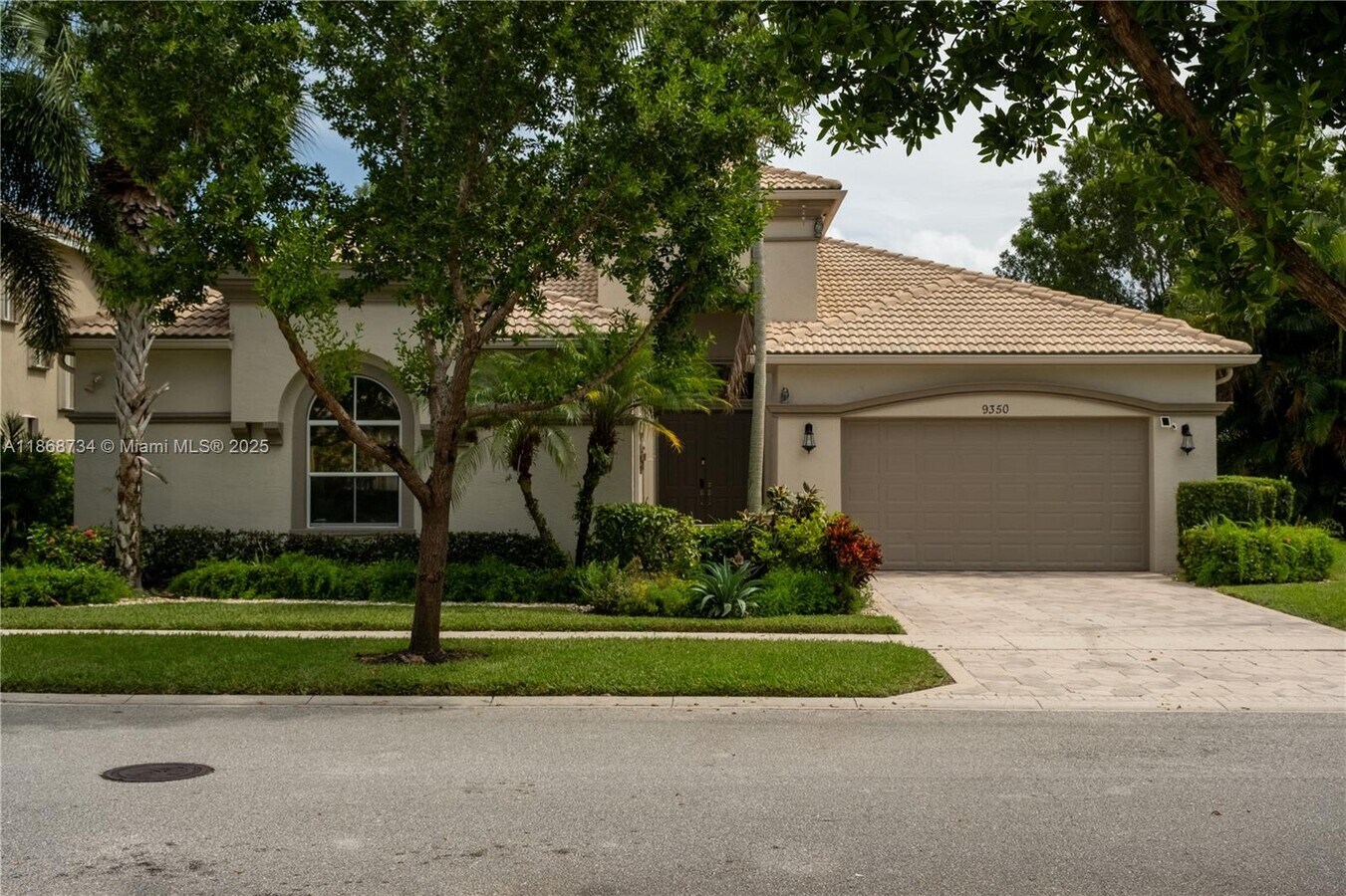 Photo - 9350 Via Classico W Casa
