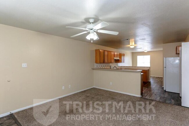 Photo - 310 S 40th St