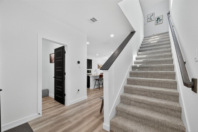 Photo - 3233 Creston Gate Dr