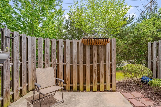 Photo - Cozy End-Unit Townhome – Prime Durham Location