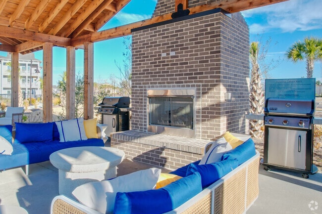 Chimenea al aire libre - Overlook at Cane Bay