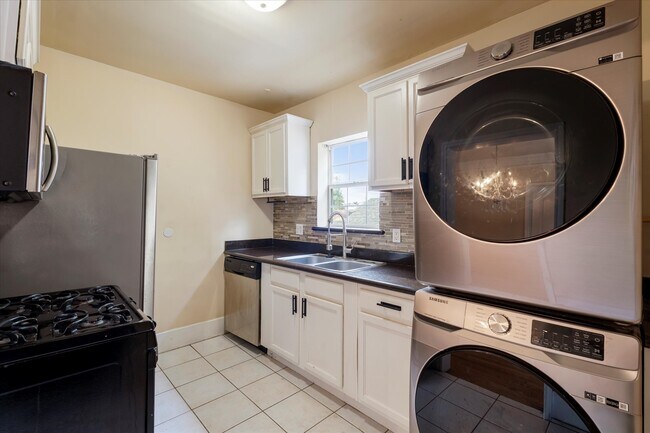 Photo - 3005 Arbor St