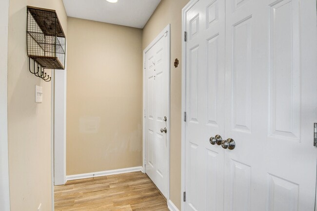 Photo - 3700 Selwyn Farms Ln