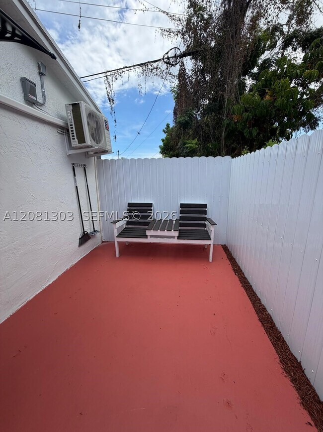 Photo - 29925 SW 154th Ave Unit 29925