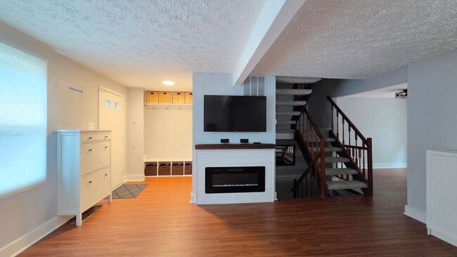 Photo - Beautiful Newington Forest Townhome