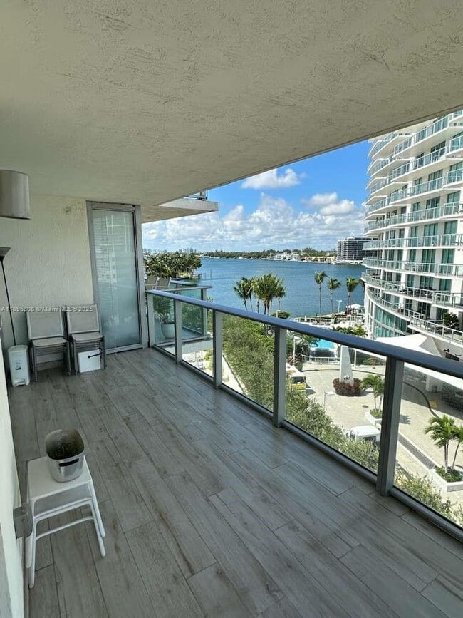 Photo - 6620 Indian Creek Dr Unit 616