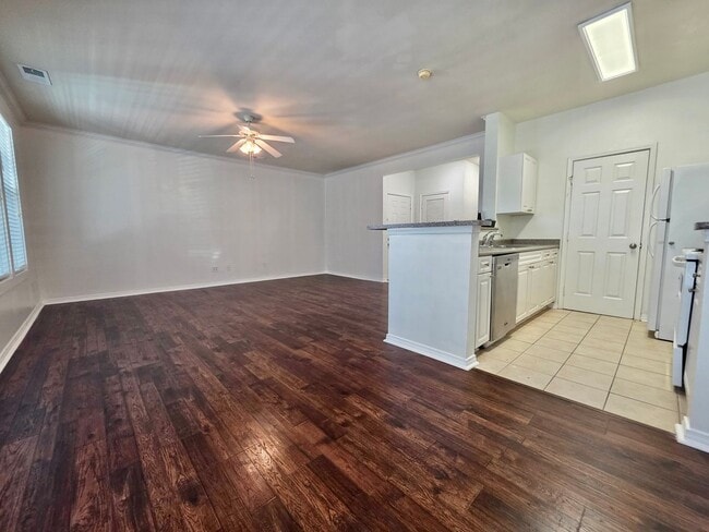 Photo - Two bedroom in the heart of Daniel Island ... Rental