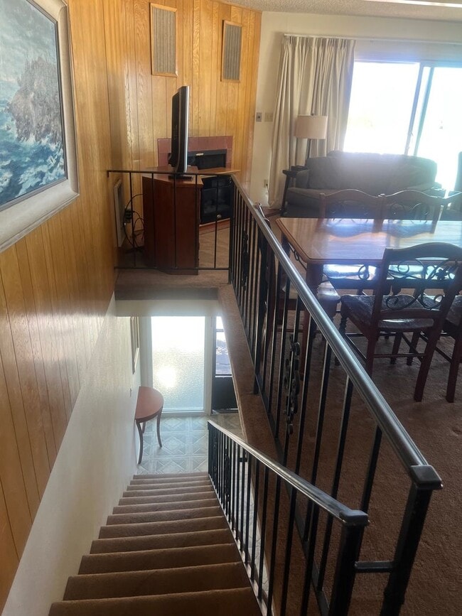 Photo - Chateau Du Lac condo available with Lakefront views and communty pool! A must see! Avail. for lon...