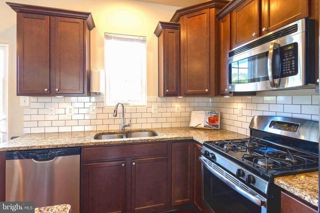 Photo - 630 Warblers Perch Wy