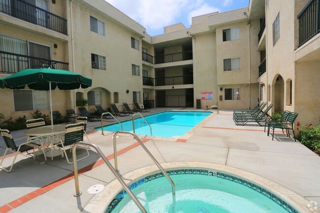 Photo - Keswick Manor