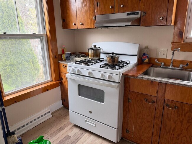 Photo - 12 Wentworth St Unit 1
