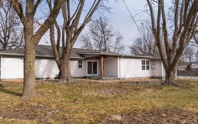 Photo - 1380 E Deerfield St