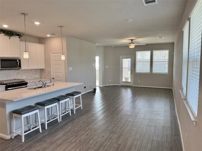 Photo - 2047 W Darlington Oak Ct