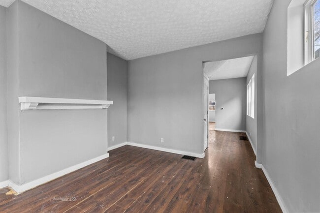 Photo - 1737 Terrace Ave