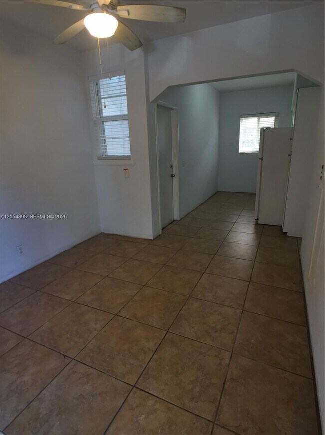 Photo - 901 7th St Unit 1