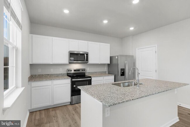 Photo - 3210 White Tail Dr