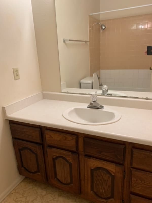 Photo - 755 River View Dr