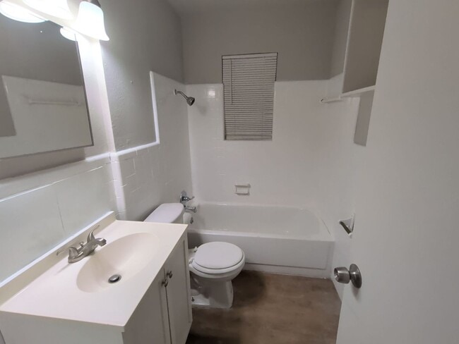 Photo - 1718 Mignon Dr