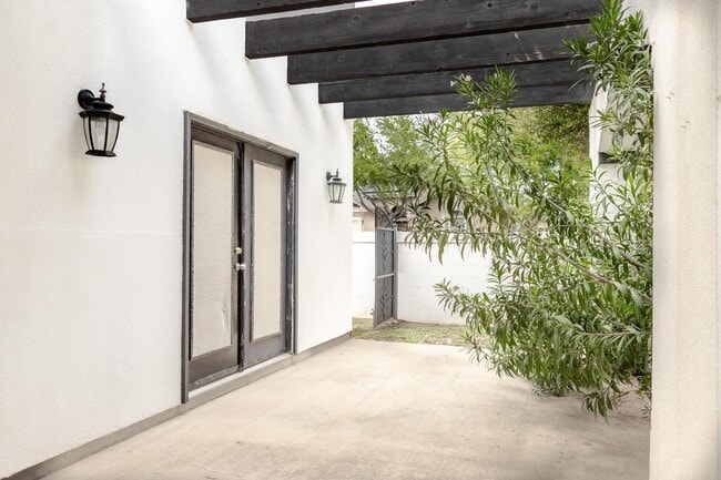 Photo - 10620 Porfirio Dr