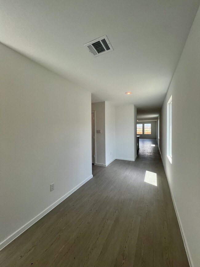 Photo - 9175 Trails End