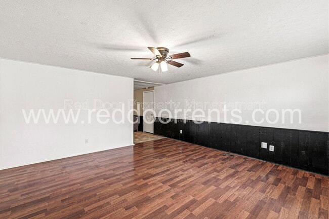 Photo - 9949 Ellis Dr