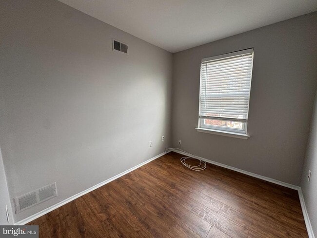 Photo - 12042 Abby Rd