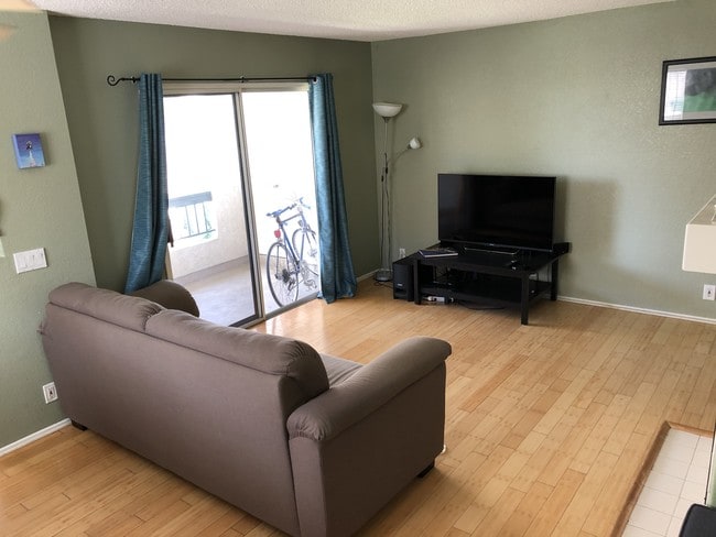 Photo - 10626 Aderman Ave Unit 14