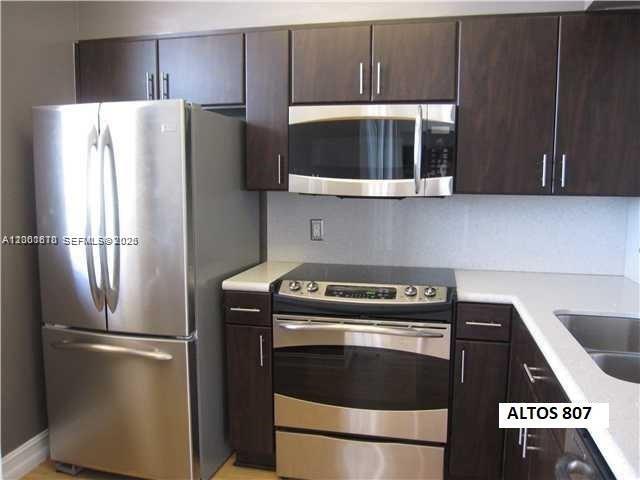 Photo - 1 Glen Royal Pkwy Unit 807