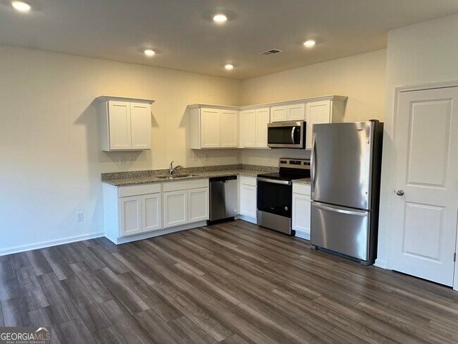 Photo - 1070 Paddington Dr