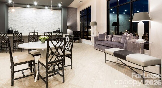 Photo - 16408 Holly Crest Ln Unit B3-2