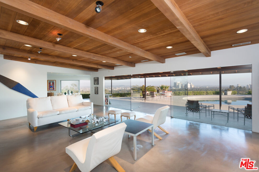 Photo - 1230 Shadow Hill Way