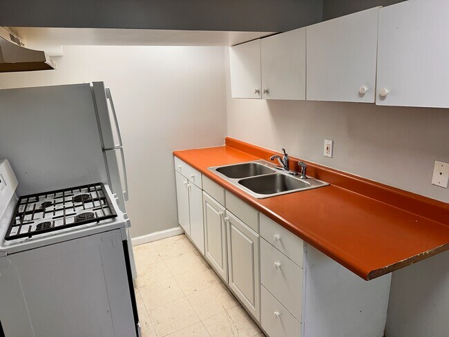 Photo - 101 River St