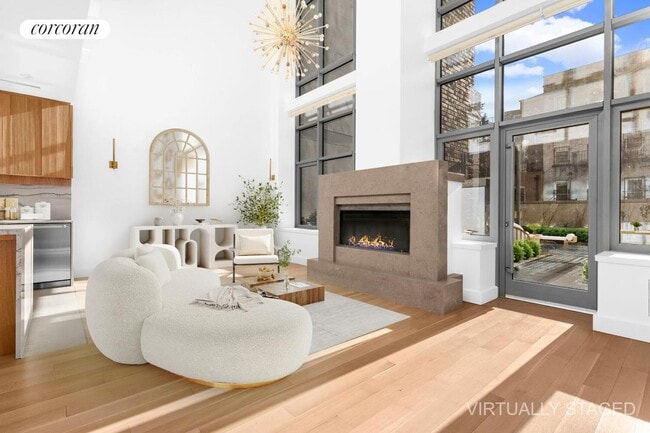 Building Photo - 24 Frost St