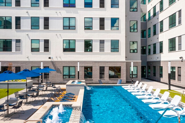 Photo - The 505 (MO)