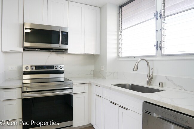 Photo - 2 Bed/2 Bath/1 Parking - Beautiful Unit with Nice View in Salt Lake!