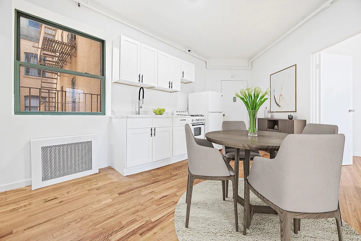Photo - 243 W 63rd St Unit 2B