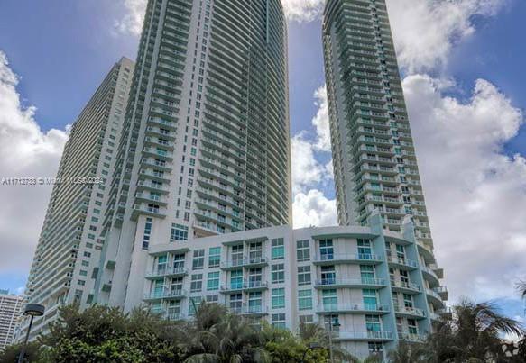 Building Photo - 1900 N Bayshore Dr Unit 3203 Rental