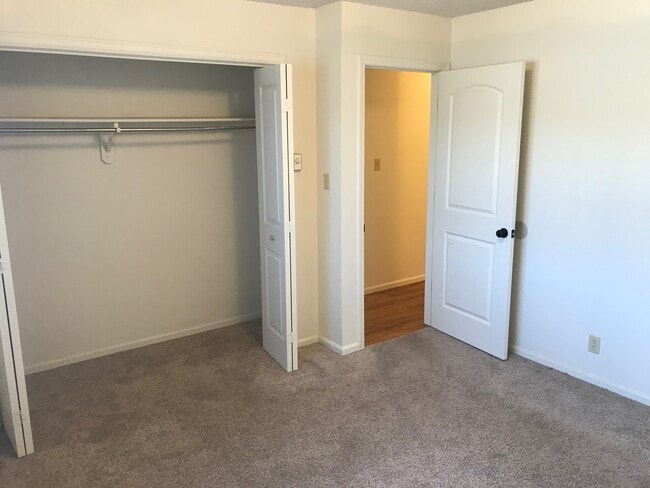 Photo - 7003 Tumbleweed Dr Unit D